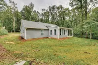 Pet-friendly Home in Monroe: Deck, Grill & Yard! - 3-Star