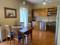 Cozy apartment 10 min from the sea and very well connected to the city center