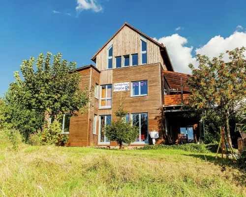 Villa Mit Sauna Und Garten Hotels in Schotten