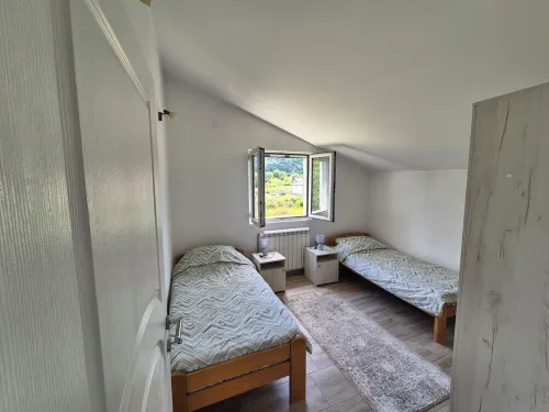 Cozy, Fully Equipped, Free parking & Wifi, Quiet, 2BD