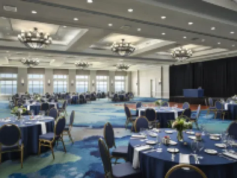 ฮิลตัน เวอร์จิเนียบีช โอเชียนฟรอนท์ โรงแรมในเวอร์จิเนียบีช