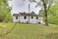 Cozy Tuskegee Home - 20 Mi to Auburn University! - 3-Star