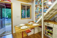 Adorable A-Frame Cabin, Steps to Lake Cushman! - Beach