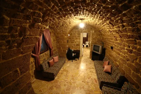 Casa Volta, by Meta House!