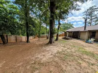 Spacious Farmhouse Near Fort Novosel Family Friendly
