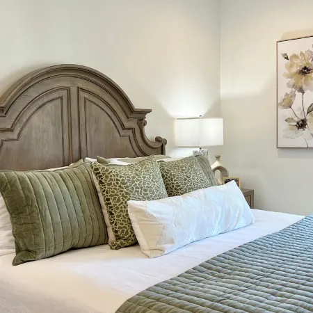 NEW Luxury Townhome in prestigious Moores Mill area of Auburn, AL!