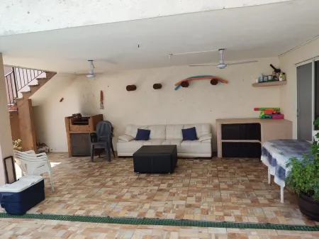 Amplia Casa Familiar con Alberca Cerca de la Playa