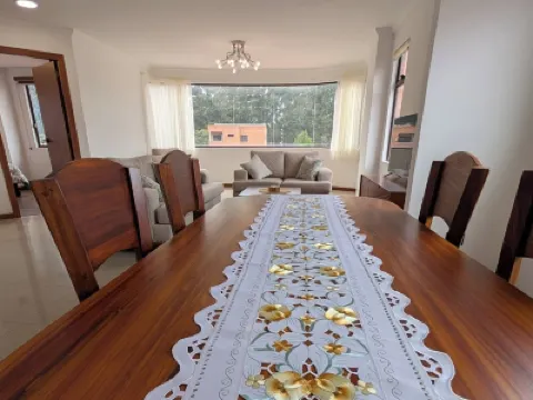 Beautiful Duplex with Views of the Yanuncay Hotel di 