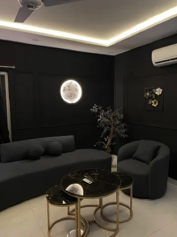 Chic 2-bedroom apartment with AC, WiFi in awesome Lahore