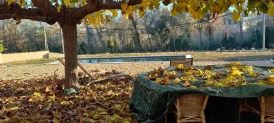 Field and Vine Shelter La Granada 주변 호텔