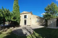 Rare product: Top-of-the-range Provencal farmhouse in the heart of the vineyards Hotel a Villedieu