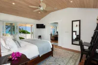 Neptune Cove 5 Bedroom Home - parking