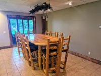 Spacious 3-bedroom house on charming Nisswa Lake Hotels in Nisswa