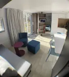 Mobilhome et Terrasse au Coeur de la Foret des Landes Dans un Parc Residentiel