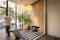 Monochrome - by Loginn Tel-Avivian Hotels - Ramah Hewan Peliharaan