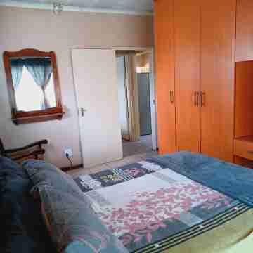 Private and Secure 2 bedroom house Rooms