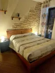 Apartment 5 min from Airport, Self Check-in h24, Private Garden, Wi-Fi, A/C, TV - Condos