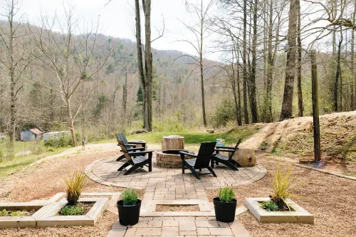 2 CABINS, 3 ACRES- HOT TUB VIEWS & ACCESS TO THE STATE PARK TRAILS