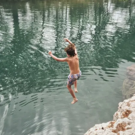 Cute Cabin with Amazing Frio River Frontage, 1 mile from Garner State Park