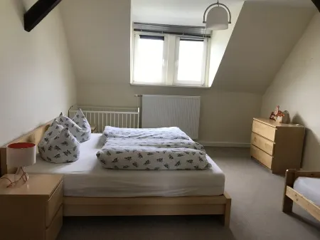 Große Ferienwohnung für 4 Personen Отели в г. Бёргеренде-Ретвиш