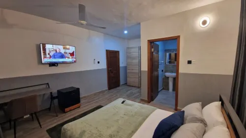 Mccarthy hill court luxury 2bed flat with stunning views of the city