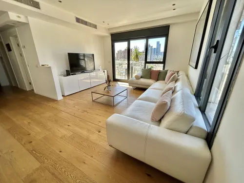 Beautiful 2BR In Ramat Gan Hotels in Ramat Gan