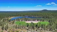 Warm and Cozy retreat with AC, WiFi in Pleasant Pinetop-Lakeside