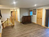 Mountain-View Retreat: Pond, Kayaks, Fire Pit, Hot Tub – Palmer, Alaska โรงแรมในเลซีเมาน์เทน