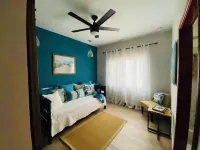 Tranquil and Friendly Village. Fully furnished  w/ AC & onsite manager.