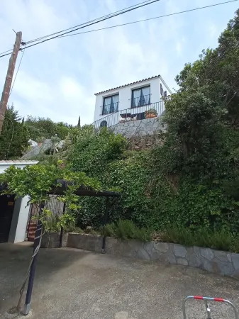 Charmante Villa vue Mer Begur Sa Riera Отели в г. Багур