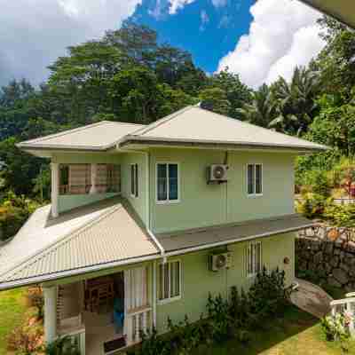 Top View Retreat Selfcatering Hotel Exterior