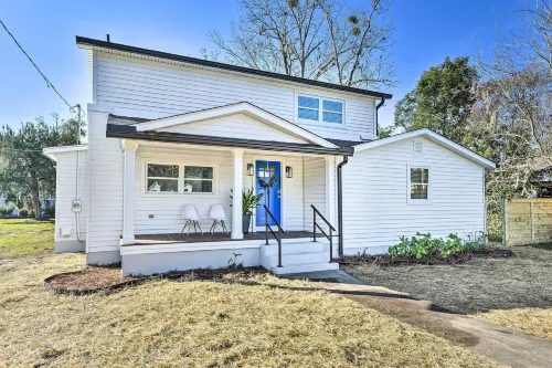 Chic St Marys Home, 2 Blocks from Riverfront - Homestays