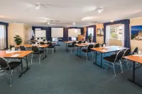 Mollymook Shores Hotels in Mollymook