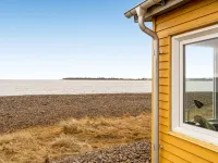 "Nyalle" - 50m to the Fjord Hotels in Struer