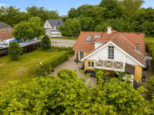 "Elza" - 2.5km from the sea