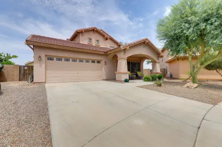 Maricopa Desert Oasis: Fenced Yard w/ Hot Tub Отели в г. Марикопа