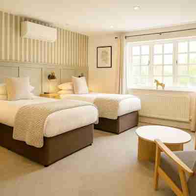 Kings Arms Hotel Rooms