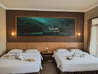 Arayanna Hotel & Resort Hotel a Trawas