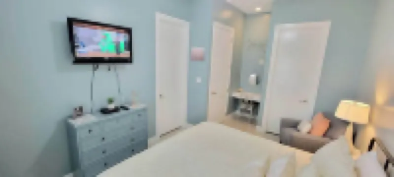 La Isla F102 Condo