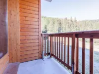 Apartment in Hautes-Alpes with Ski-In Access Hotels in Vars