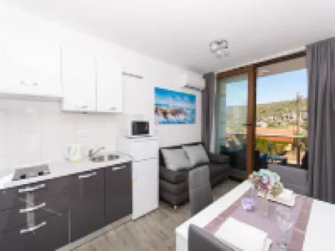 Villa LA-Comfort One Bedroom Apartment with Sea View Terrace 1 Hoteles en 