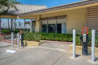 Best Western Seven Seas - parking