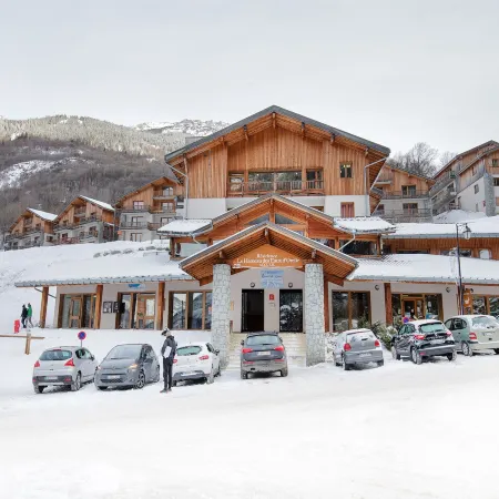 Apartment in Orelle near Ski Lift 3 Valleys