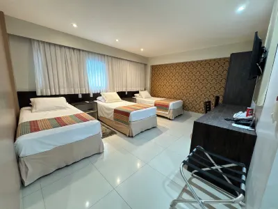 Hotel Girassol Plaza Hotels near Tree Square