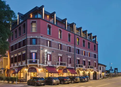 Hotel Locanda Al Piave Các khách sạn ở San Donà di Piave