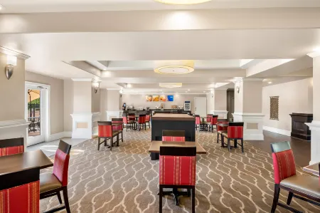 Comfort Inn & Suites Fort Smith I-540 Отели в г. Себастиан Каунти
