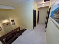 Beach house: 5 bedrooms, swimming pool, barbecue, billiards. Excellent location. Hotels in Bertioga