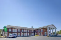 First Heritage Inn Rantoul Hotels in Paxton