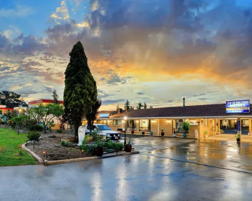 Top of the Town Motel Hotels in Inverell