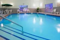 Holiday Inn Express & Suites PARKERSBURG - MINERAL WELLS by IHG - Pools